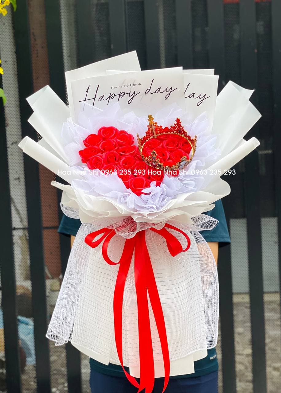 Bó Hoa Sáp Thơm Trái Tim Kèm Vương Miện - Tone Đỏ - 191