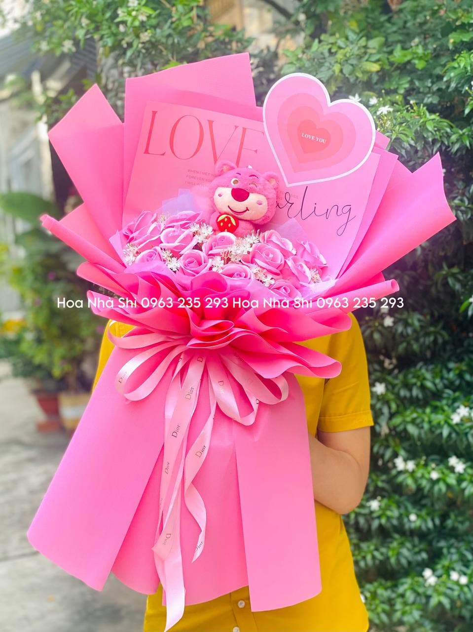 Bó Hoa Sáp Thơm Mix Gấu Dâu - 276