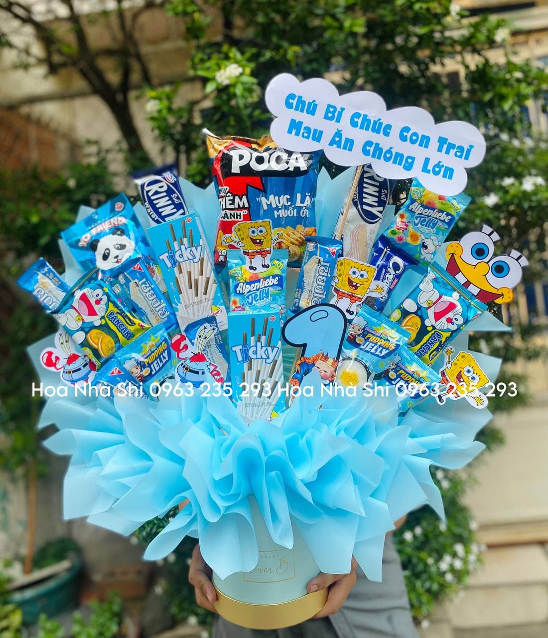 Hộp Hoa Bánh Kẹo Sinh Nhật Màu Xanh Dương - 329